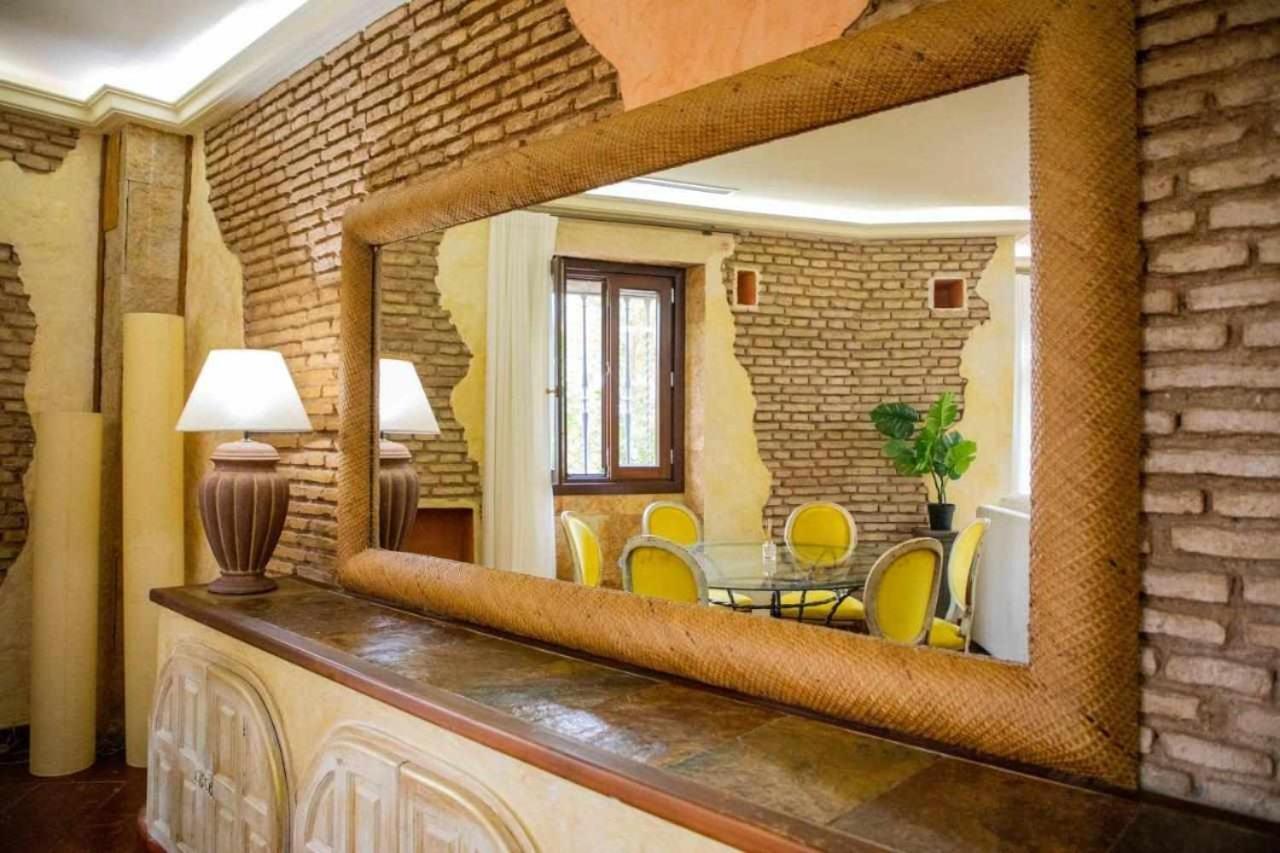 Appartamento Monkeys Luxury Adriano Terrace Siviglia Esterno foto